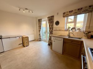 Photo 8- click for photo gallery